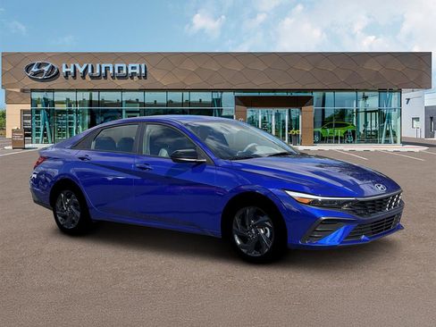 New 2026 Hyundai Elantra Sport image 10