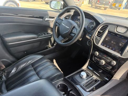 Used 2023 Chrysler 300 S RWD image 17