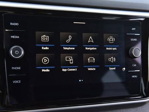 Certified 2023 Volkswagen Atlas Cross Sport SE image 14