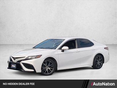Used 2022 Toyota Camry SE w/ Carpet Mat Package (TMS)