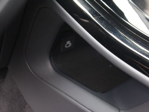 Used 2024 Land Rover Range Rover Sport Dynamic SE image 22