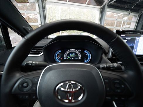 Certified 2022 Toyota RAV4 XSE image 15