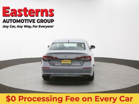 Used 2025 Honda Civic Sport image 36