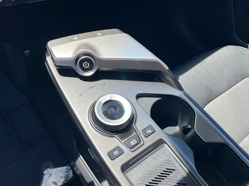 Certified 2024 Kia EV6 Light RWD image 21