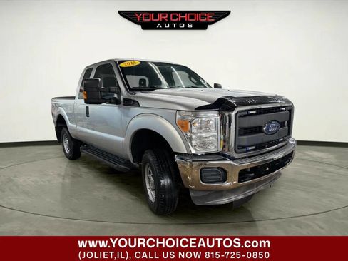 Used 2015 Ford F250 XL w/ XL Appearance Package image 9