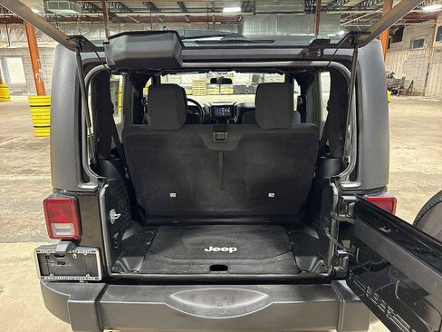 Used 2012 Jeep Wrangler Sport image 11