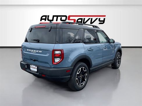 Used 2024 Ford Bronco Sport Outer Banks w/ Tech Package image 7