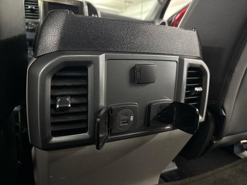 Used 2021 Ford F250 XLT w/ XLT Premium Package AWD/4WD image 35