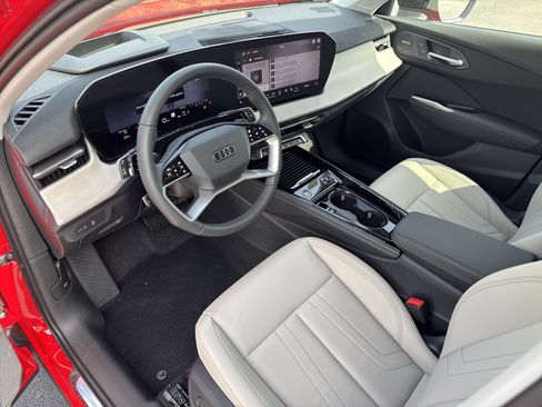 New 2026 Audi Q3 quattro 2.0T AWD/4WD image 18