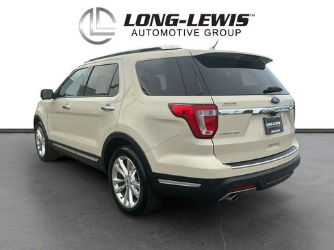Certified 2018 Ford Explorer Limited FWD image 4