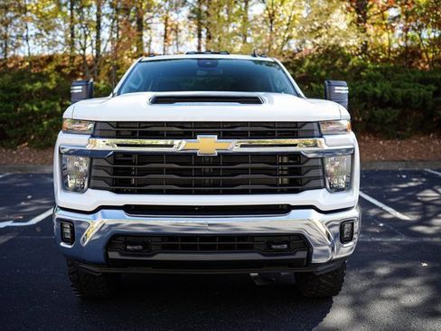 Used 2025 Chevrolet Silverado 2500 LT w/ Convenience Package image 15