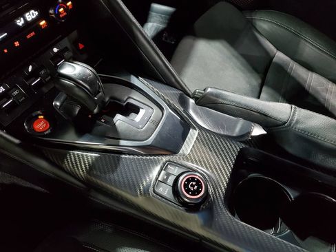 Used 2017 Nissan GT-R Premium AWD/4WD image 26