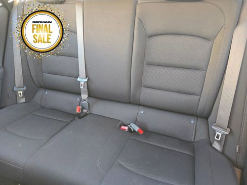 Used 2022 Chevrolet Malibu LS image 16