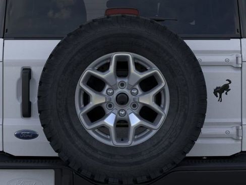 New 2025 Ford Bronco Badlands image 24