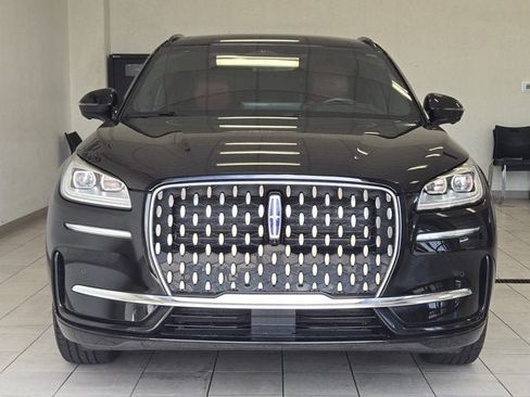 Used 2025 Lincoln Corsair Grand Touring w/ Equipment Group 302A AWD/4WD image 2