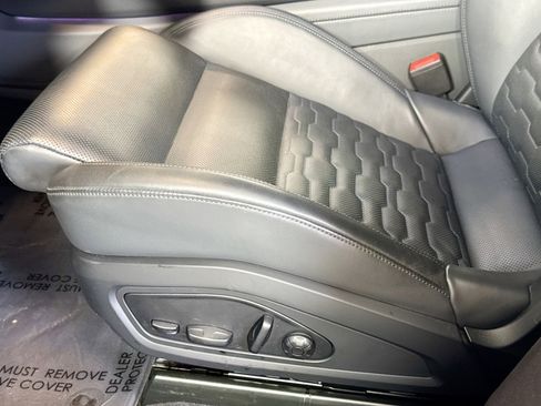 Used 2024 Audi RS e-tron GT w/ Carbon Performance Package image 18