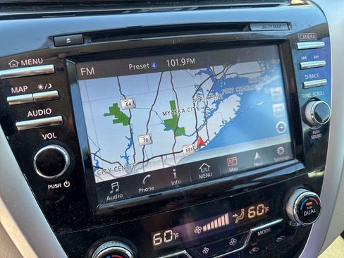 Used 2015 Nissan Murano SV w/ Cargo Package w/Cover FWD image 4