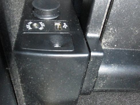 Used 2014 BMW 740Li w/ Executive Package image 51