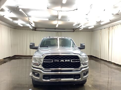 Used 2024 RAM 3500 Big Horn image 3