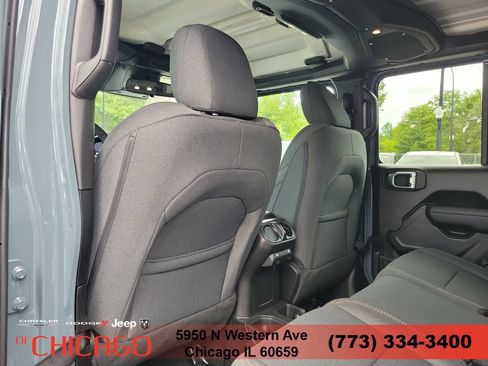 New 2026 Jeep Gladiator Sport AWD/4WD image 10