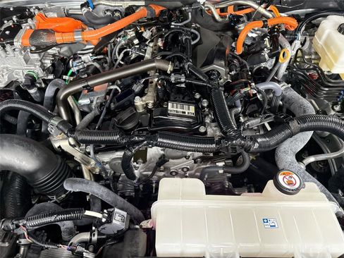 Certified 2025 Toyota Tacoma TRD Sport image 41