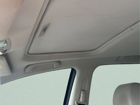 Used 2010 MAZDA CX-9 Grand Touring w/ Moonroof & Bose Audio Pkg FWD image 8