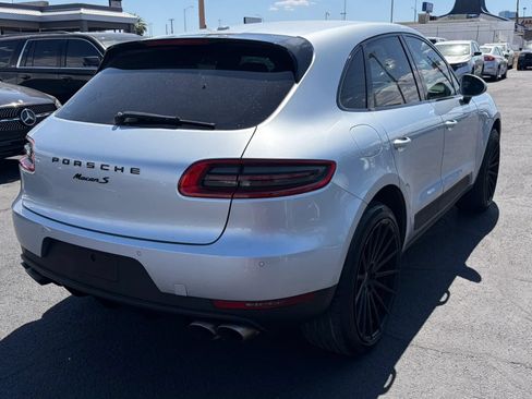 Used 2016 Porsche Macan S w/ Infotainment Package AWD/4WD image 5