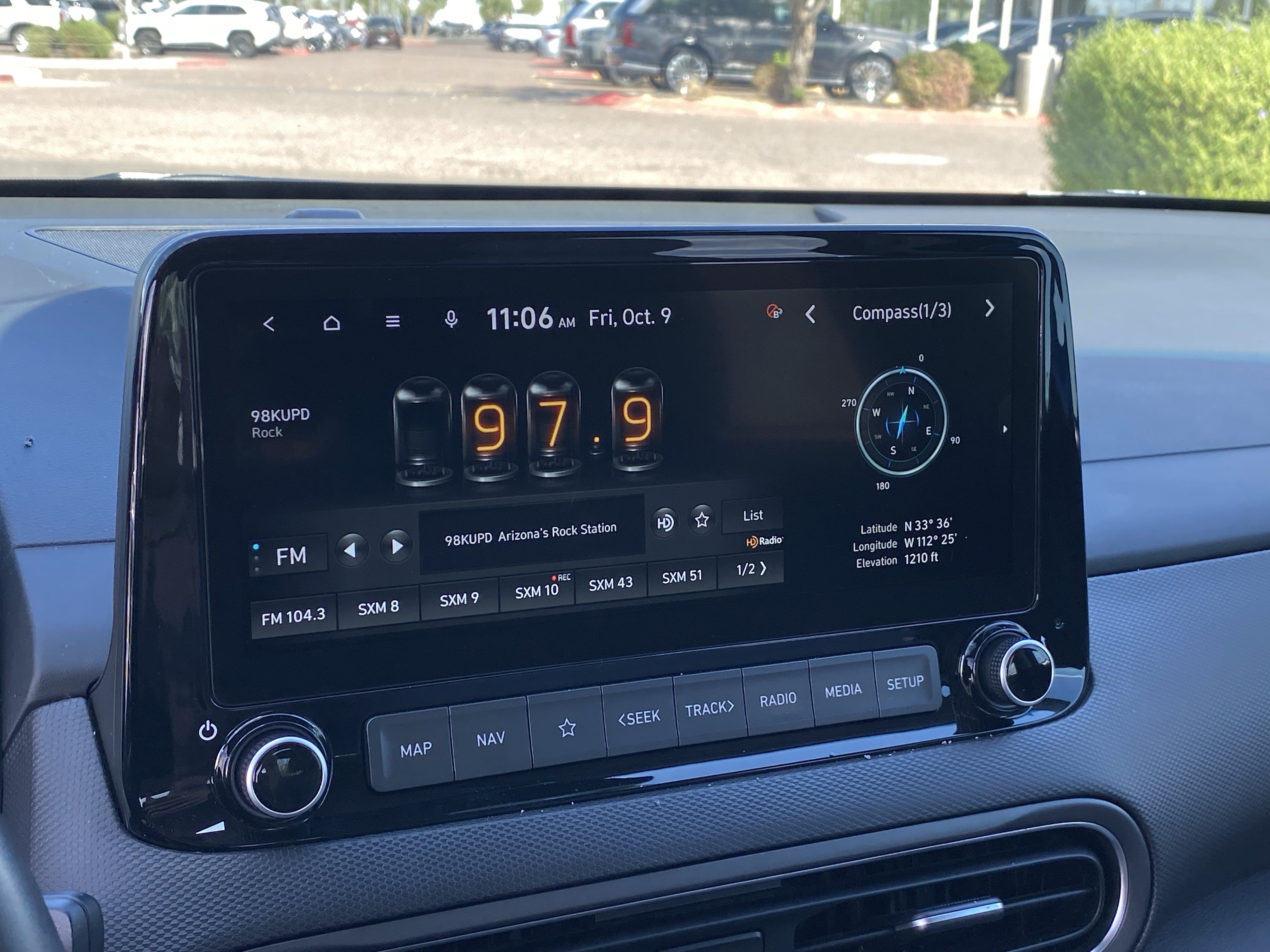 Certified 2022 Hyundai Kona Limited FWD image 22