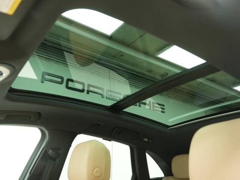 New 2026 Porsche Macan S image 36