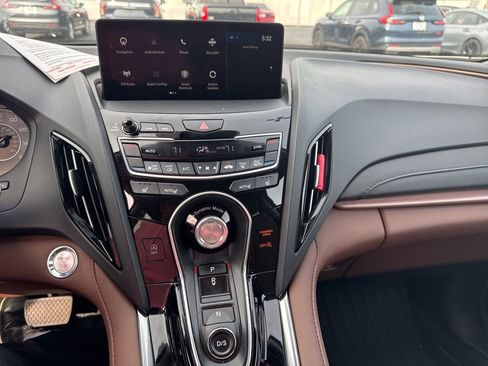 Used 2024 Acura RDX SH-AWD w/ Technology Package image 9