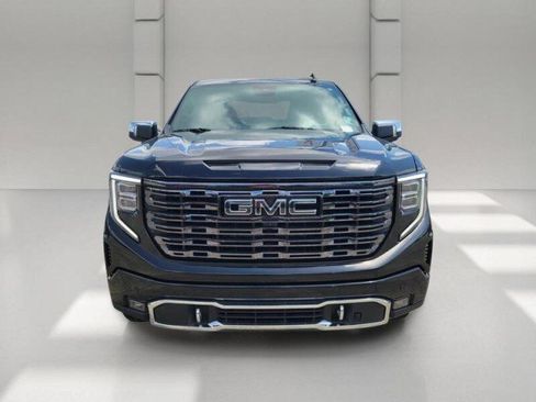 Used 2025 GMC Sierra 1500 Denali Ultimate AWD/4WD image 2