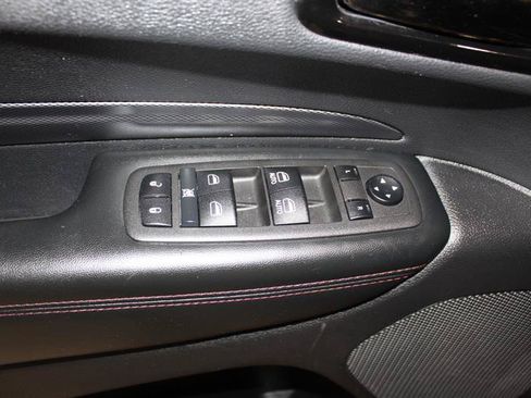 Used 2022 Dodge Durango R/T w/ Blacktop Package AWD/4WD image 27