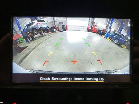 Used 2021 Subaru Forester Premium AWD/4WD image 4