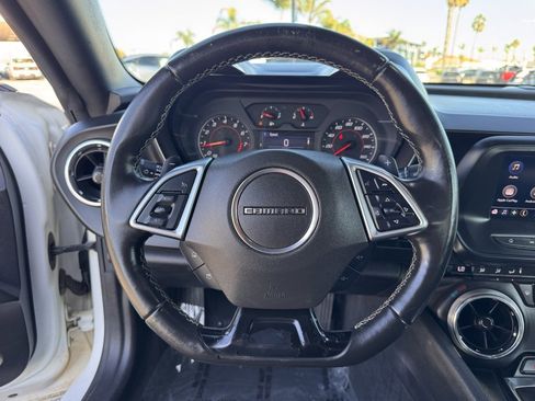 Used 2020 Chevrolet Camaro LT image 21