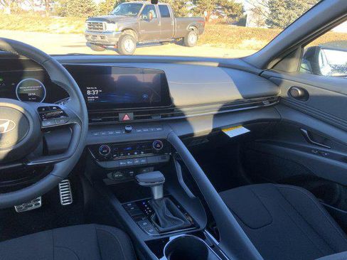 New 2026 Hyundai Elantra Sport image 7
