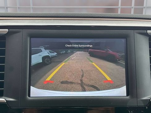 Used 2023 Chrysler Voyager LX FWD image 29