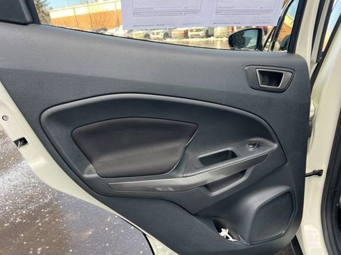 Used 2022 Ford EcoSport SE w/ SE Convenience Package image 14