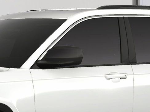 New 2025 Jeep Grand Cherokee Laredo X w/ Luxury Tech Group I AWD/4WD image 16