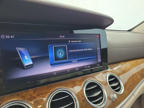 Used 2018 Mercedes-Benz E 300 image 28