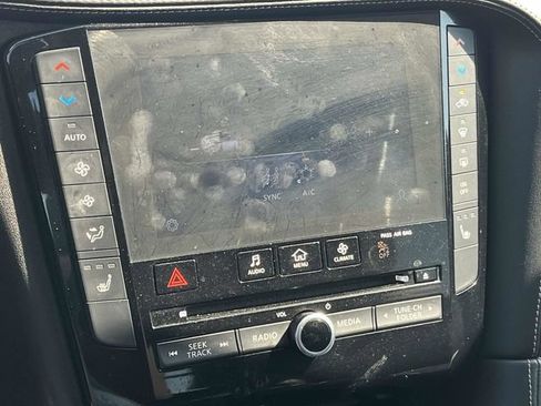Used 2020 INFINITI QX50 Luxe w/ Navigation Package FWD image 33