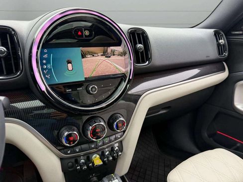 Used 2023 MINI Cooper Countryman SE w/ Storage Package image 20