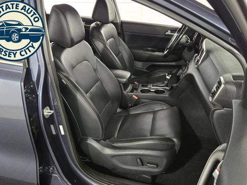 Used 2017 Kia Sportage EX w/ EX Technology Package FWD image 38