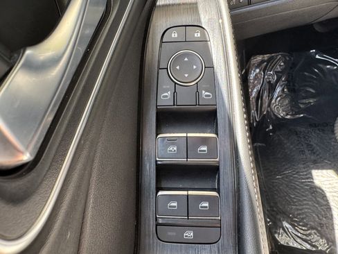 Used 2022 Nissan Rogue Platinum w/ Head-Up Display Package image 29