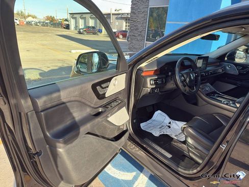 Used 2022 Lincoln Aviator Reserve w/ Equipment Group 201A image 18