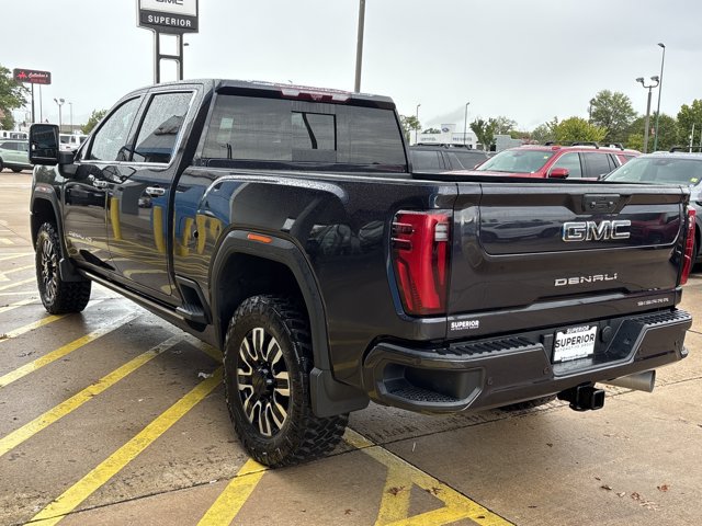 Used 2024 GMC Sierra 3500 Denali Ultimate AWD/4WD image 8