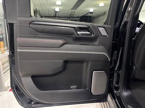 Used 2024 GMC Sierra 2500 AT4X AWD/4WD image 31