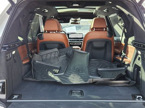 Used 2023 BMW X7 xDrive40i w/ M Sport Package image 14