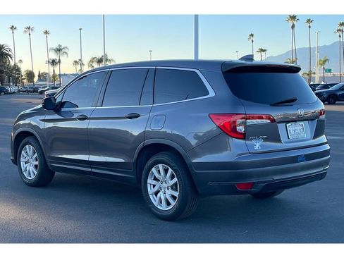 Used 2019 Honda Pilot LX image 2