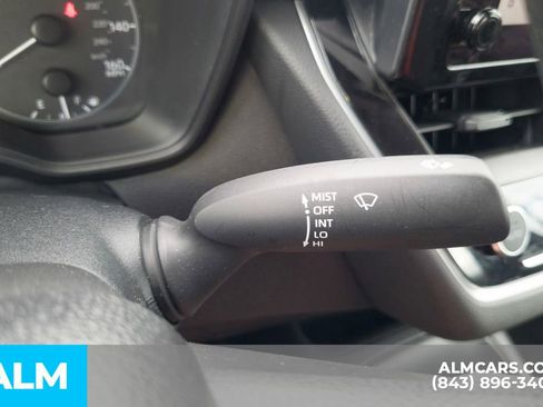 Used 2024 Toyota Corolla LE image 30