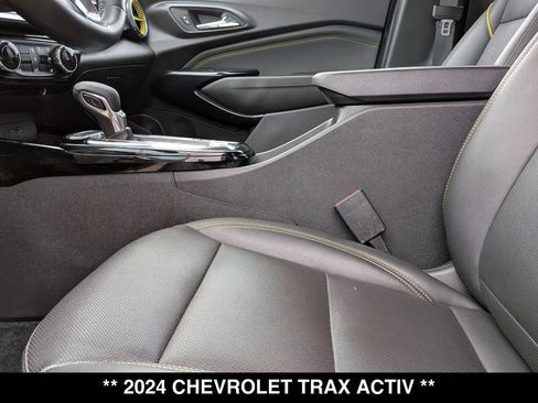 Used 2024 Chevrolet Trax ACTIV w/ Driver Confidence Package FWD image 17